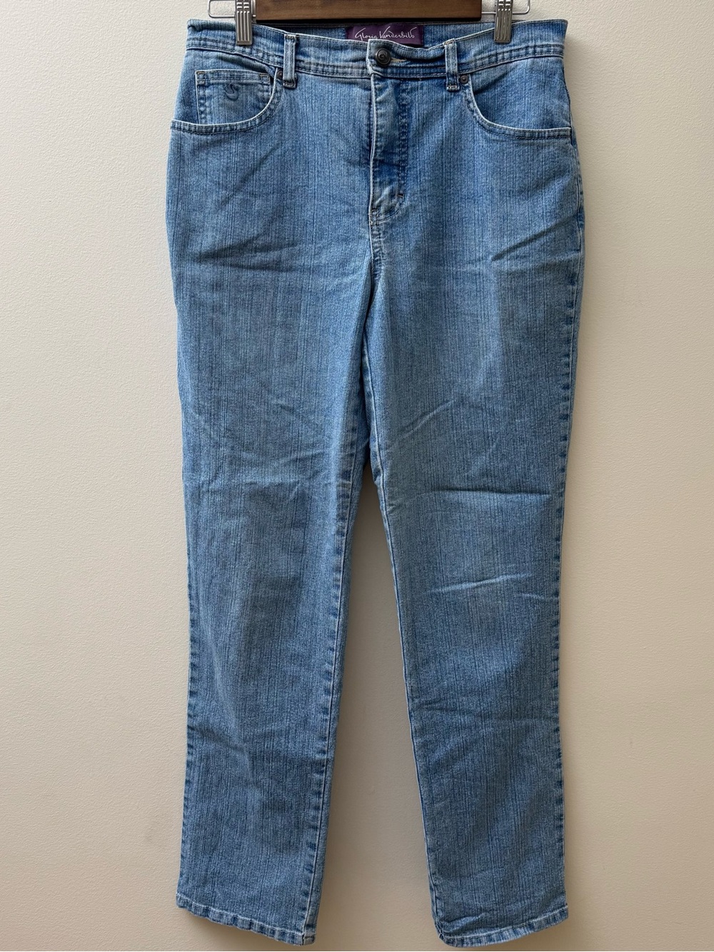 Gloria Vanderbilt Light Blue Straight Leg Women’s Jeans